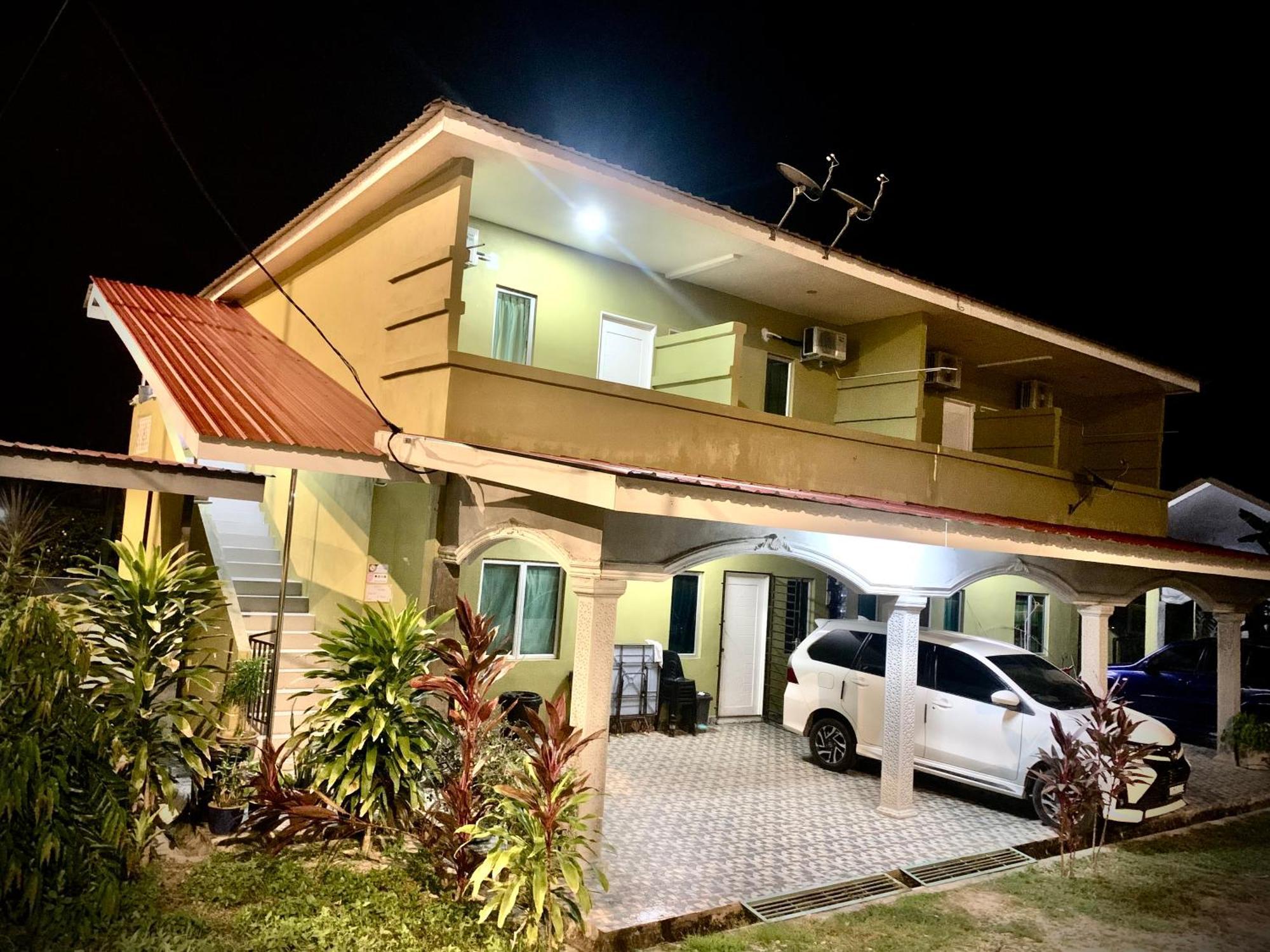 Maze Roomstay Langkawi Pantai Cenang  Dış mekan fotoğraf
